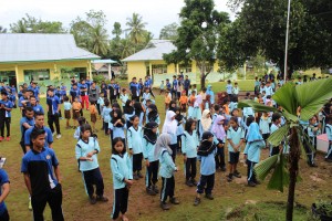 Foto/Dok. senam bersama lingkungan sekolah SD 19 Desa Tanah Tinggi (Landa Satya)